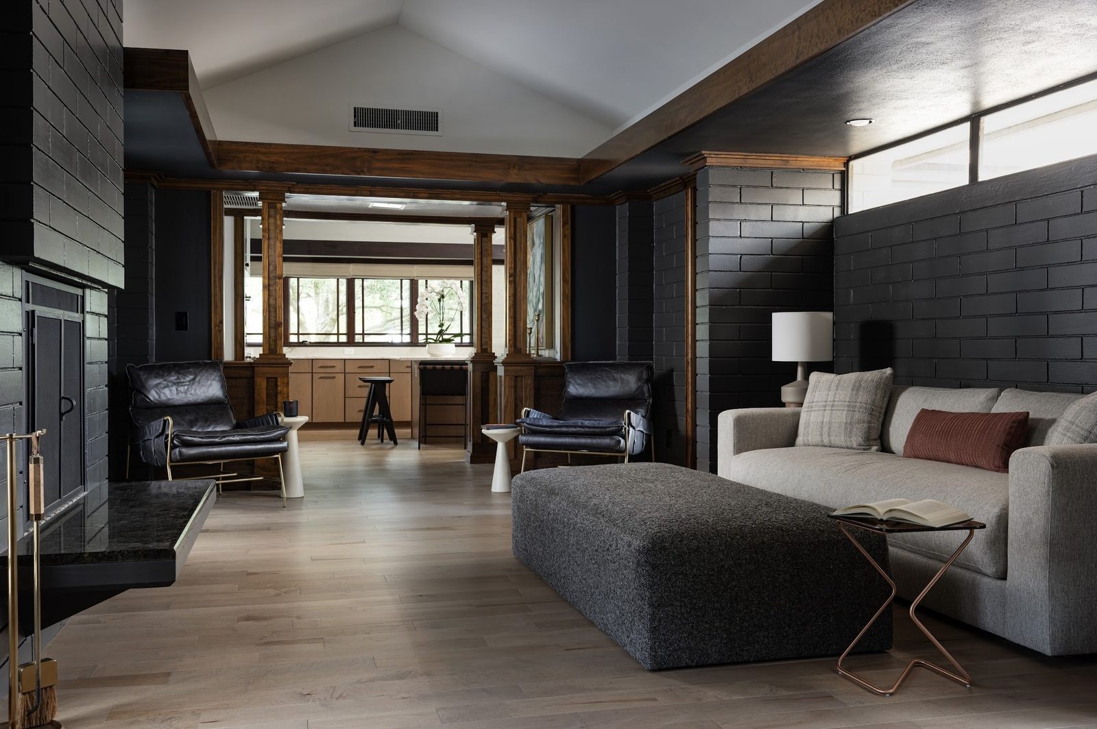Florida Lakefront interior